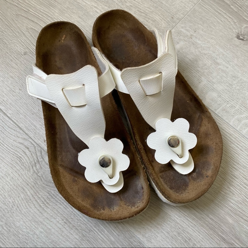Birkenstock Shoes Birkis By Birkenstock Pebble Leather Thong Sandals. 40 L9